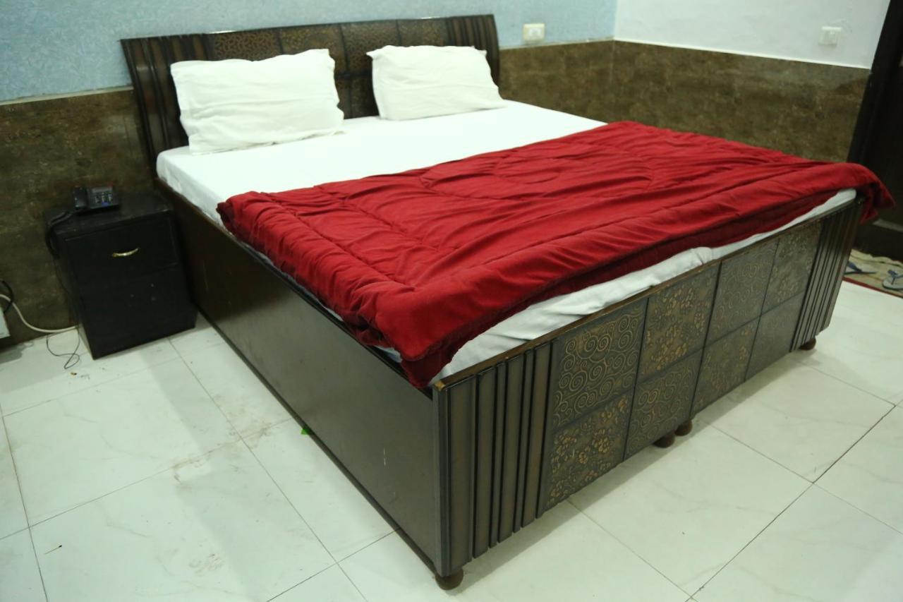 Diamond Palace Chandigarh Ngoại thất bức ảnh